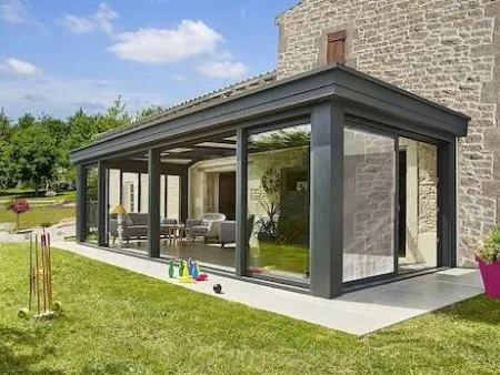 Construire une véranda sans permis est-il possible ?